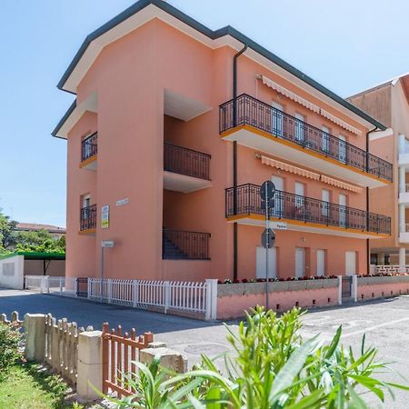 Appartamenti Calligher Bibione Zewnętrze zdjęcie