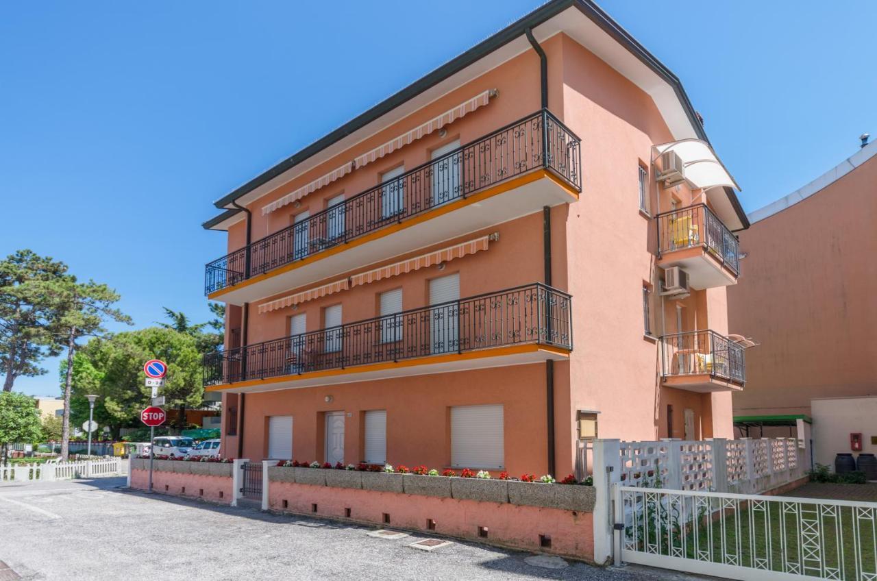 Appartamenti Calligher Bibione Zewnętrze zdjęcie