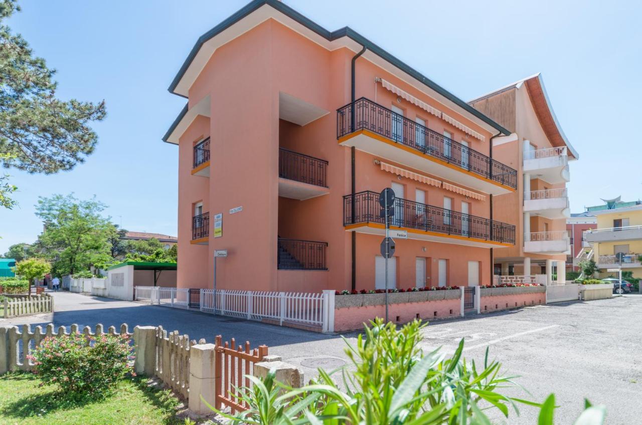 Appartamenti Calligher Bibione Zewnętrze zdjęcie
